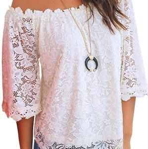 White lace shouldera over the shoulders